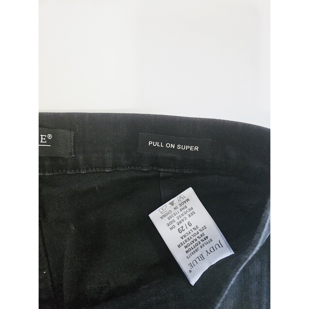 Judy Blue Jeans Womens Size 9/29 Pull On Super Black Cowbell Leg Opening - Picture 8 of 11